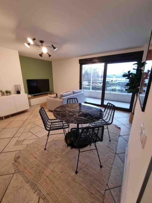 L'Alexandrin Apartment Annecy Ngoại thất bức ảnh